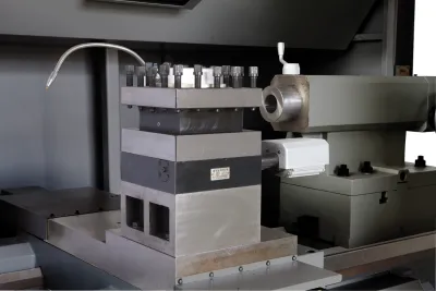 Фото JET JCT-55 CNC токарный станок с ЧПУ Siemens 828D (Fanuc 0i) в интернет-магазине ToolHaus.ru