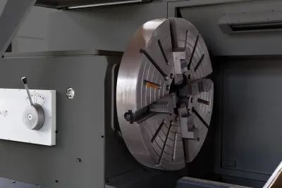 Фото JET JCT-55 CNC токарный станок с ЧПУ Siemens 828D (Fanuc 0i) в интернет-магазине ToolHaus.ru
