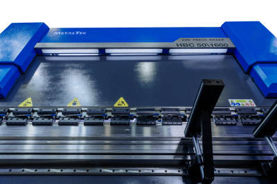 Фото MetalTec HBC 50/1600 Листогибочные гидравлические прессы с ЧПУ в интернет-магазине ToolHaus.ru