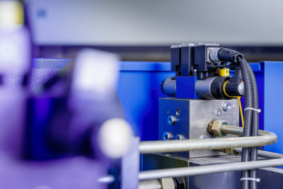 Фото MetalTec HBC 50/1600 Листогибочные гидравлические прессы с ЧПУ в интернет-магазине ToolHaus.ru