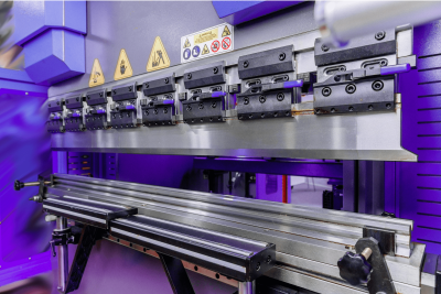 Фото MetalTec HBC 50/1600 Листогибочные гидравлические прессы с ЧПУ в интернет-магазине ToolHaus.ru
